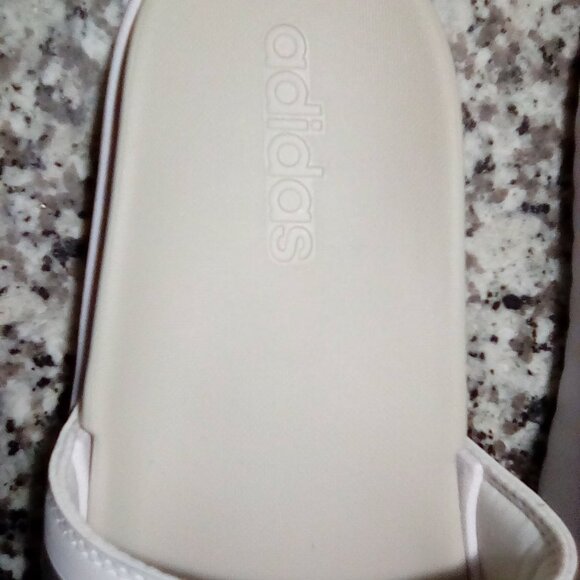 Adidas Slides - Picture 2 of 7